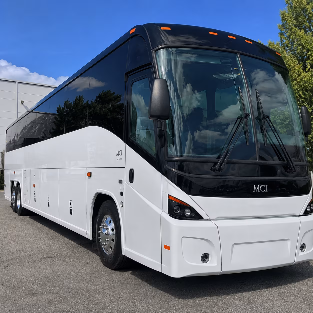 airport shuttle buses to manchester boston and t f green from lynn